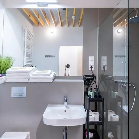 Paryski Nr 5- Centrum, Wifi, 24 Check-in Апартаменты Вроцлав